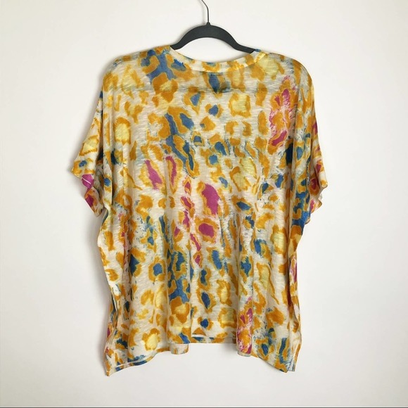 Nally & Millie Colorful Animal Print Oversized Short Sleeve Top Small Medium - Picture 3 of 7